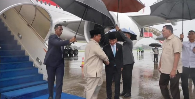 Prabowo Tiba di RI Usai Hadiri Rapat Board of Peace hingga Bertemu Presiden MBZ