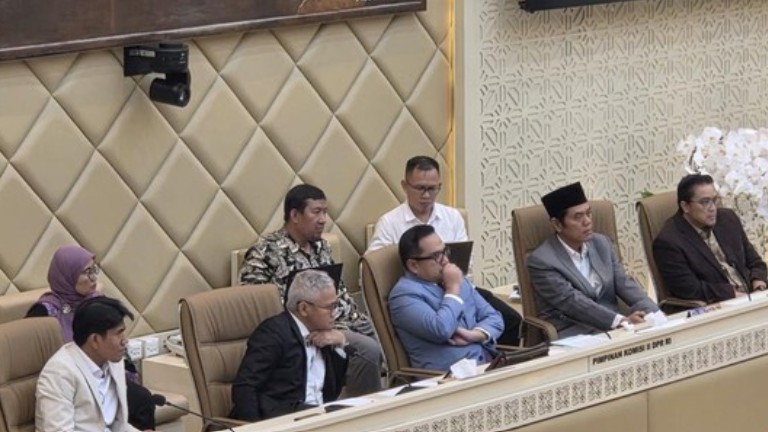 DPR: Jangan Cuma Potong Gaji, Pangkas Juga Program Pemerintah