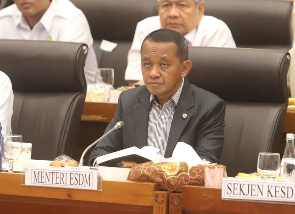 Negara Lain Was-was, Menteri ESDM Pastikan Stok BBM Indonesia Aman
