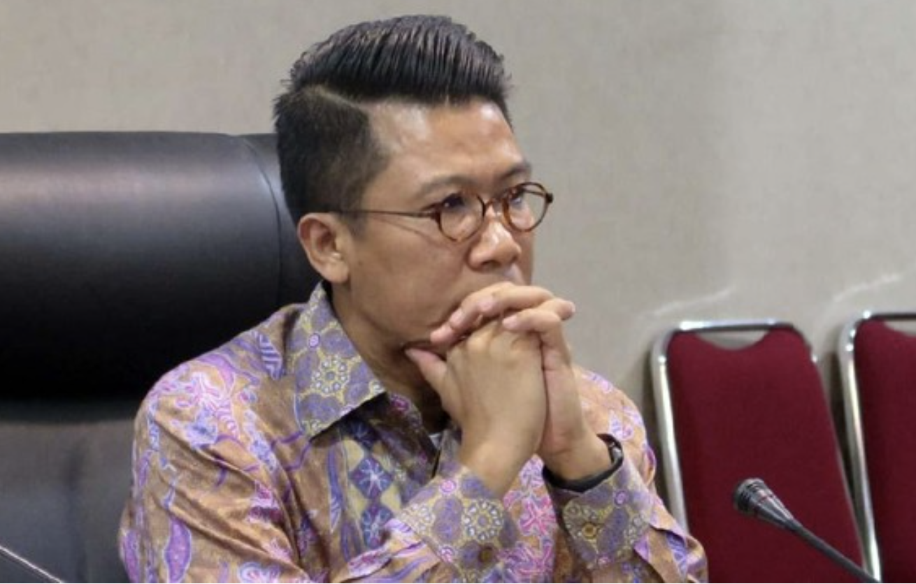 Pro-Kontra Penghapusan Iuran Otoritas Jasa Keuangan ke Bank dalam Revisi UU P2SK