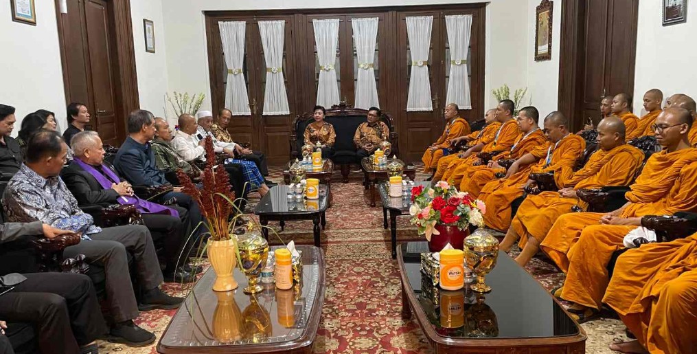 Salatiga Sambut Bhikkhu Sangha, Toleransi Antarumat Beragama Kembali Menguat