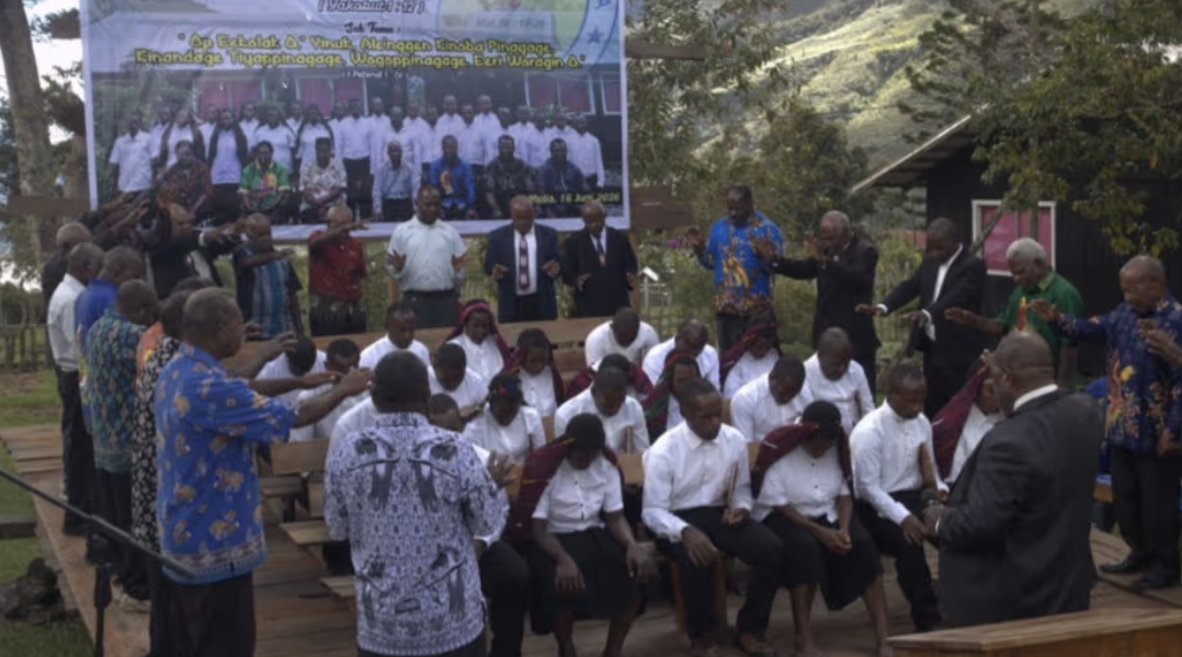 TNI Perkuat Stabilitas dan Kerukunan melalui Dukungan terhadap Kegiatan Gereja di Puncak Jaya