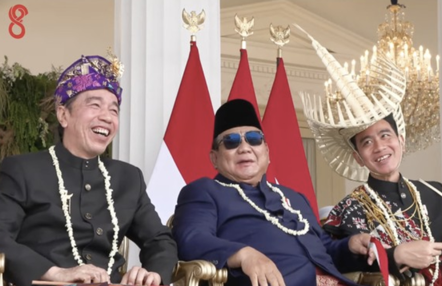 Momen Prabowo, Jokowi dan Gibran Bersama Dinilai Cerminkan Keharmonisan
