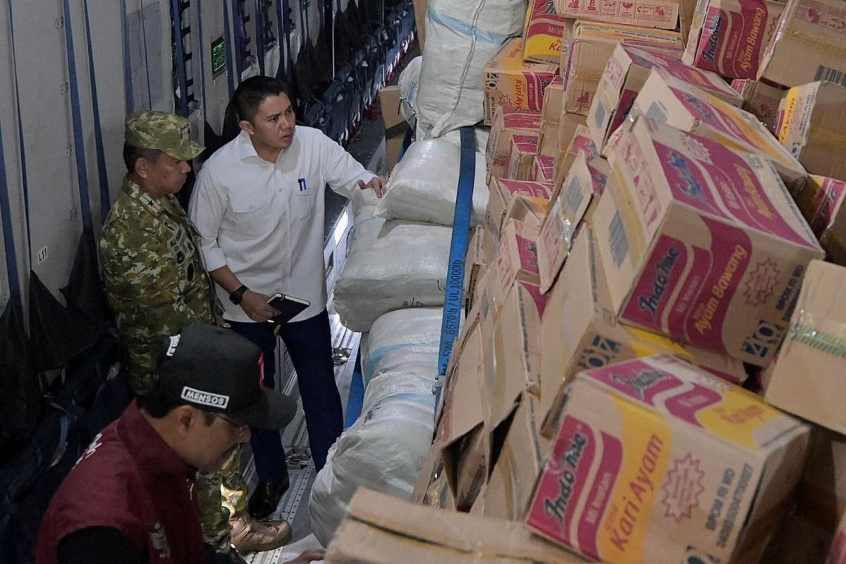 Respons Cepat Pemerintah, 253 Ton Logistik Dikirim untuk Bantu Korban Bencana NTT
