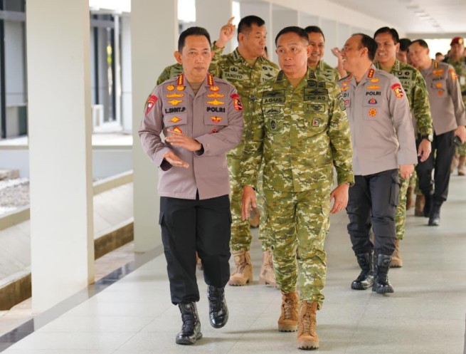 Panglima TNI dan Kapolri Bahas Pengamanan Jelang HUT RI di DPR