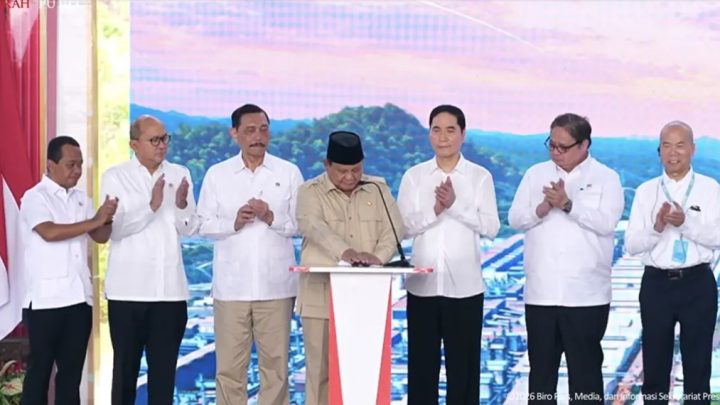 Prabowo Luncurkan Ekspor Perdana Baterai Kendaraan Listrik, Hilirisasi Indonesia Masuki Babak Baru