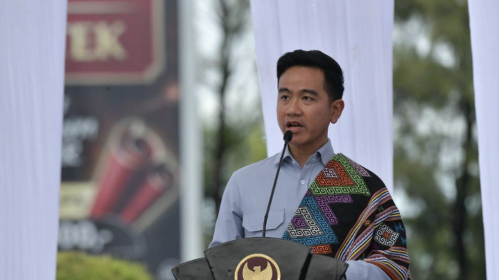 Kepala Bakom Pemerintah Ajak Hormati Lembaga Negara di Tengah Polemik Gibran