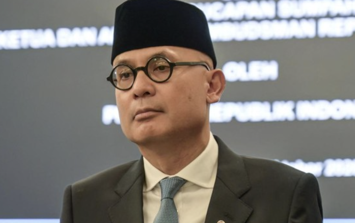 Menlu Arrmanatha Komunikasikan Upaya Indonesia Tangani Karhutla kepada Malaysia