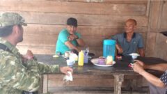Wujud Nyata TNI Hadir di Tengah Rakyat, Babinsa Koramil 06/Merbau Perkuat Persatuan Lewat Kampung Pancasila