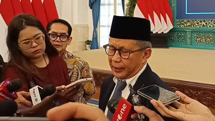 Rocky Gerung Dukung MBG dan Kopdes, Program Pemerintah Dinilai Sejalan dengan Kesejahteraan Rakyat