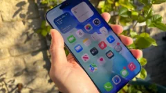 Apple Tingkatkan Minimum iOS ke 15.5, Pengguna iPhone Harus Bersiap