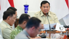 Prabowo Perintahkan Penanganan Karhutla Diperkuat, Ribuan Personel Dikerahkan