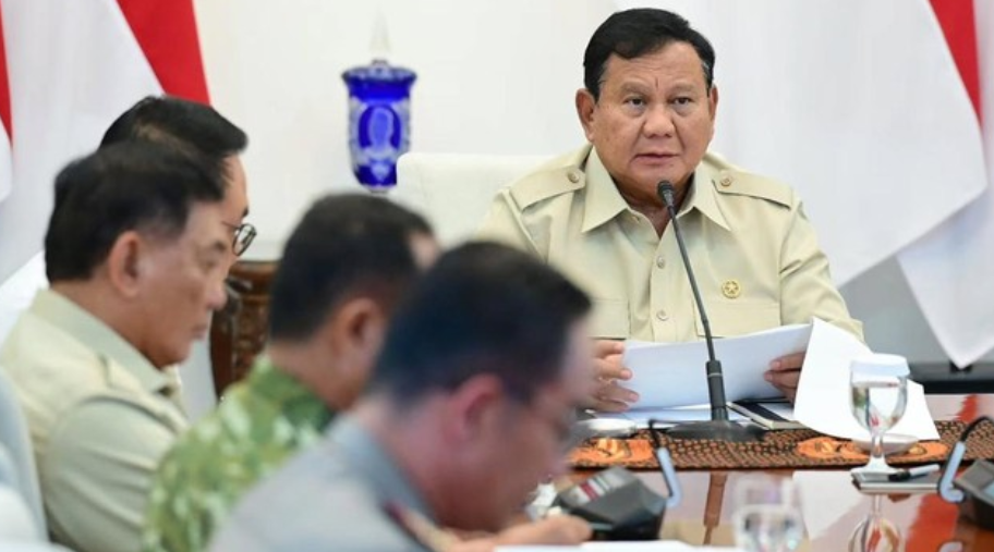 Prabowo Perintahkan Penanganan Karhutla Diperkuat, Ribuan Personel Dikerahkan