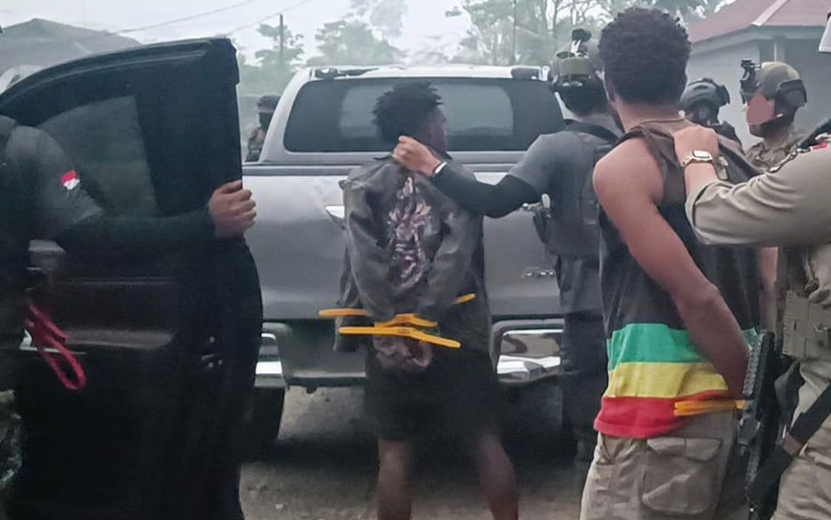 Satgas Damai Cartenz Tangkap Dua Anggota KKB Terkait Kasus Pembunuhan di Yahukimo