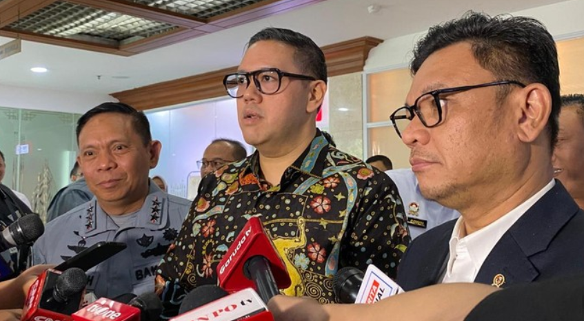 DPR Minta Dugaan Markas Judi Online di Rumah Dinas TNI Diusut Tuntas