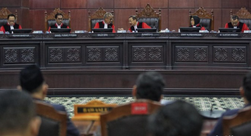 MK Tolak Gugatan soal Syarat Pendidikan Gibran, Permohonan Tak Dapat Diterima
