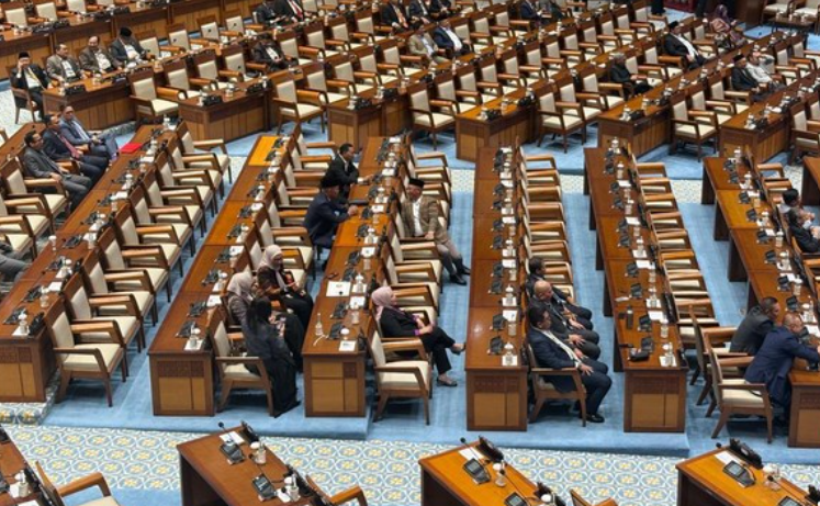 Wacana Pansus Ijazah Gibran Mengemuka, Fraksi DPR Berbeda Pandangan